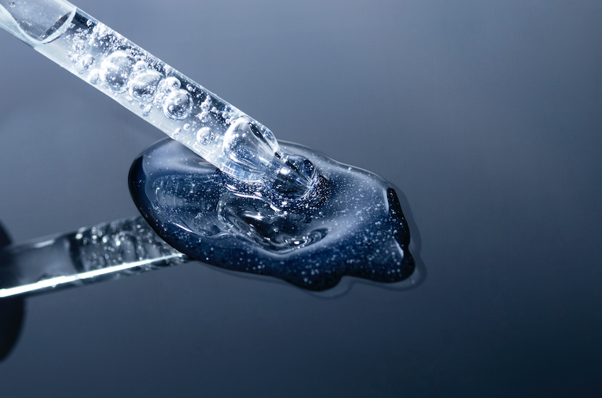 ريتينول للبشرة الحساسة: هل يمكن استخدامه وما الاحتياطات المطلوبة؟